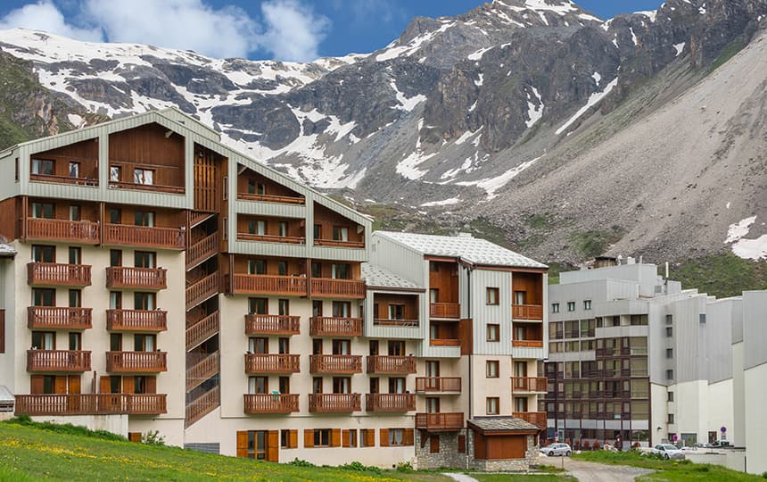 Résidence Le Borsat IV à Tignes - extérieur été