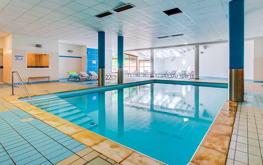 Résidence Les Balcons d'Aix à La Féclaz - piscine intérieure