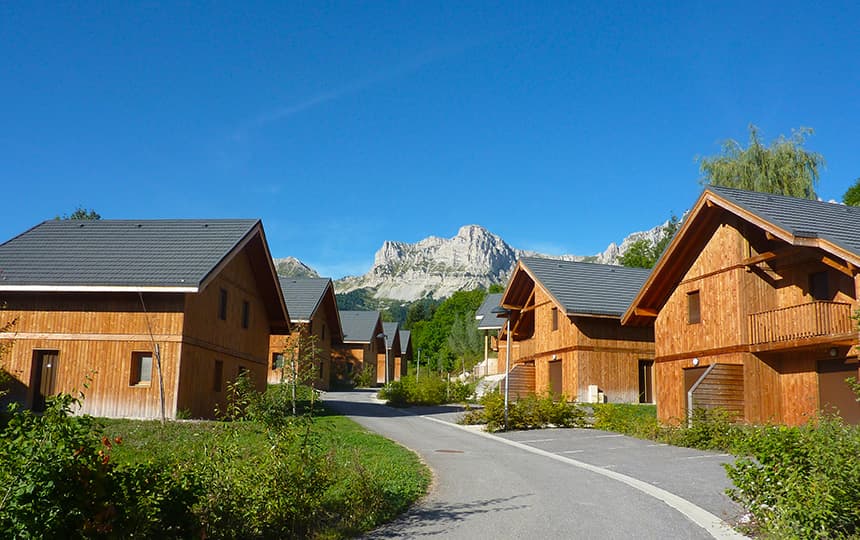 Chalets Les Gentianes à Gresse en Vercors - vue extérieure