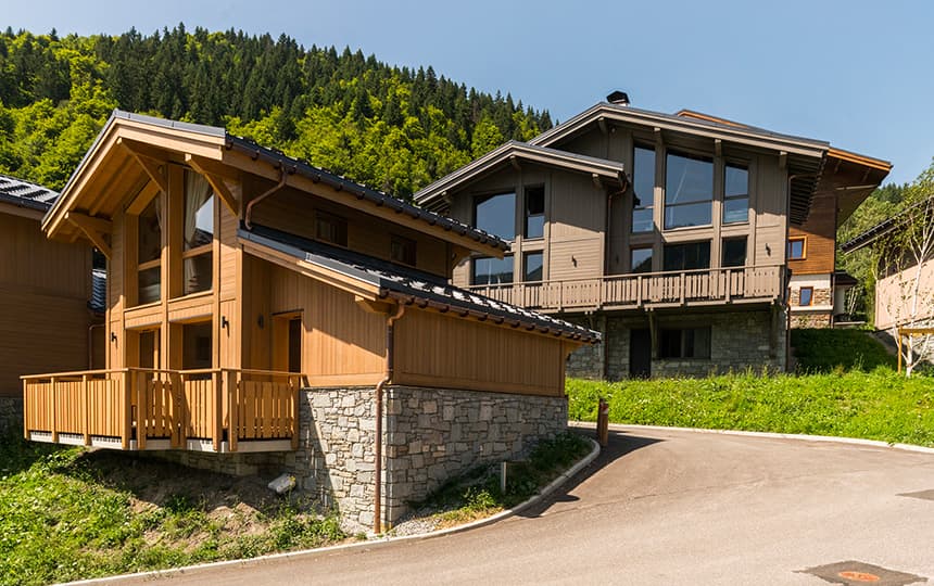 Chalets Les Portes de Megève à Praz sur Arly - extérieur été
