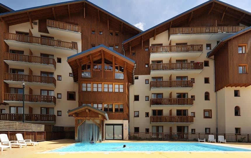 Résidence La Turra à Valfréjus - Piscine