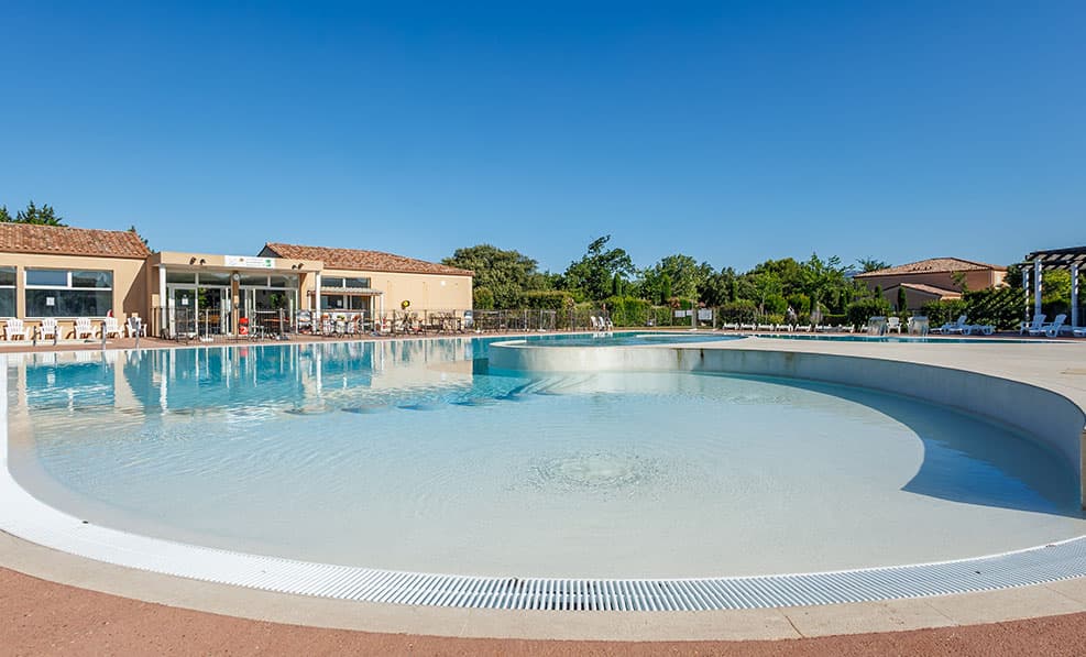 Piscine Les Demeures du Ventoux