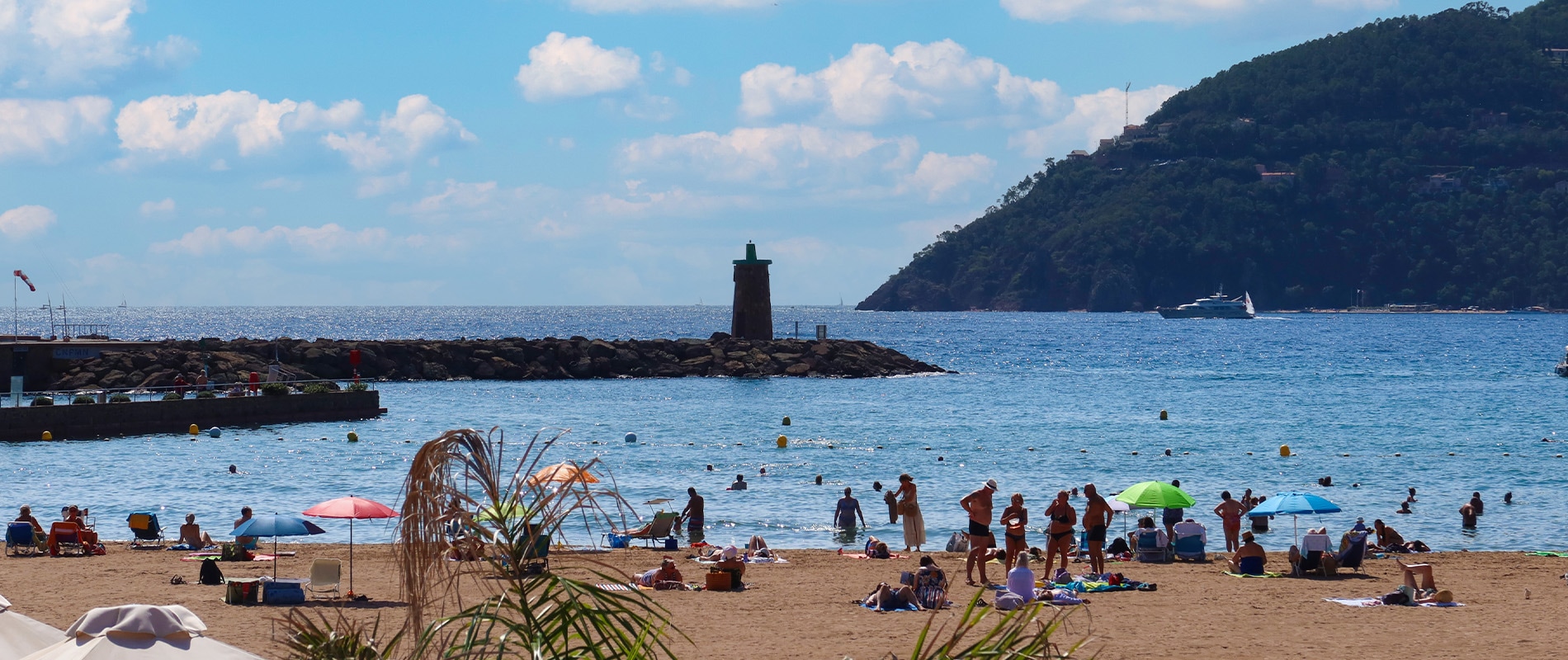 Plage du Château à Mandelieu La Napoule