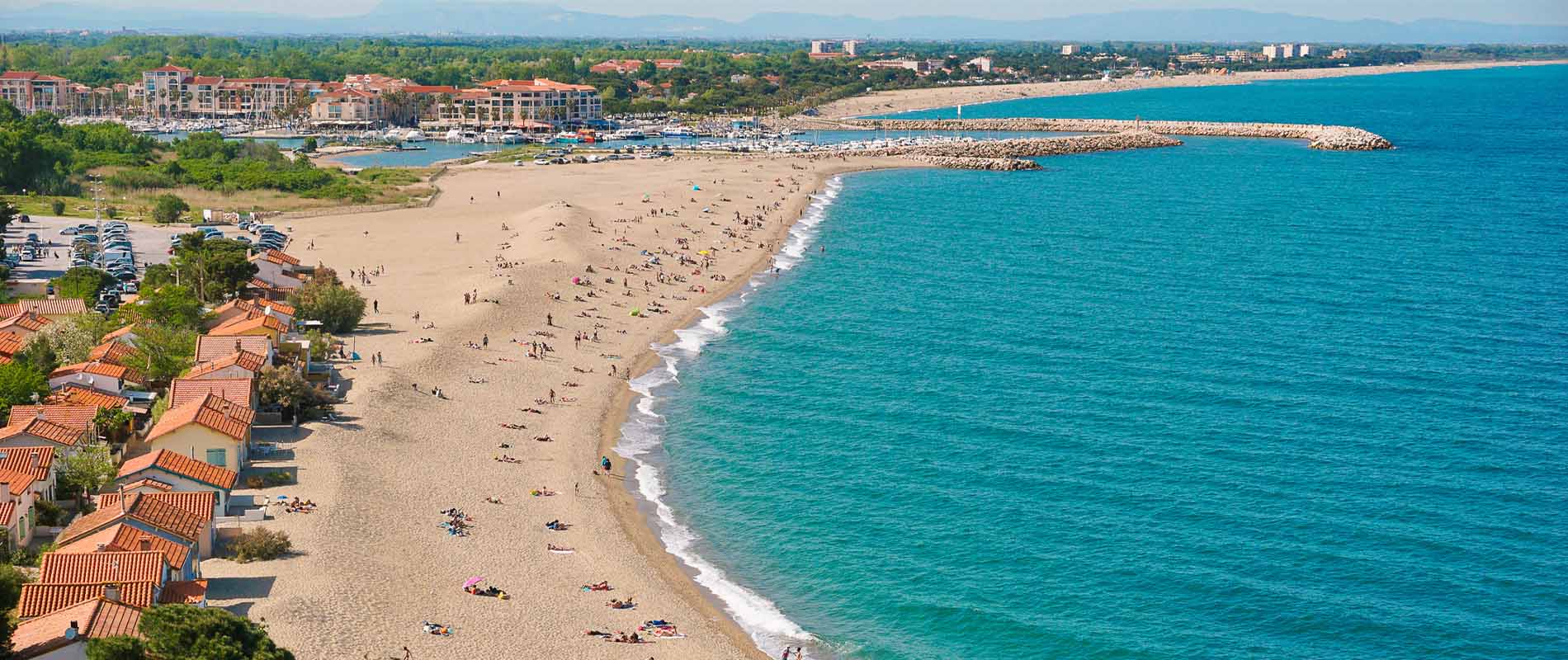 Plage à Argelès-sur-Mer, un des plus beaux endroits du Languedoc Roussillon 