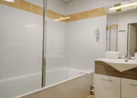 Apparthotel Paris Quai de Marne Vacancéole 2P4 salle de bain