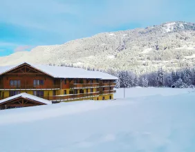 Résidence Grand Massif à Morillon - extérieur hiver