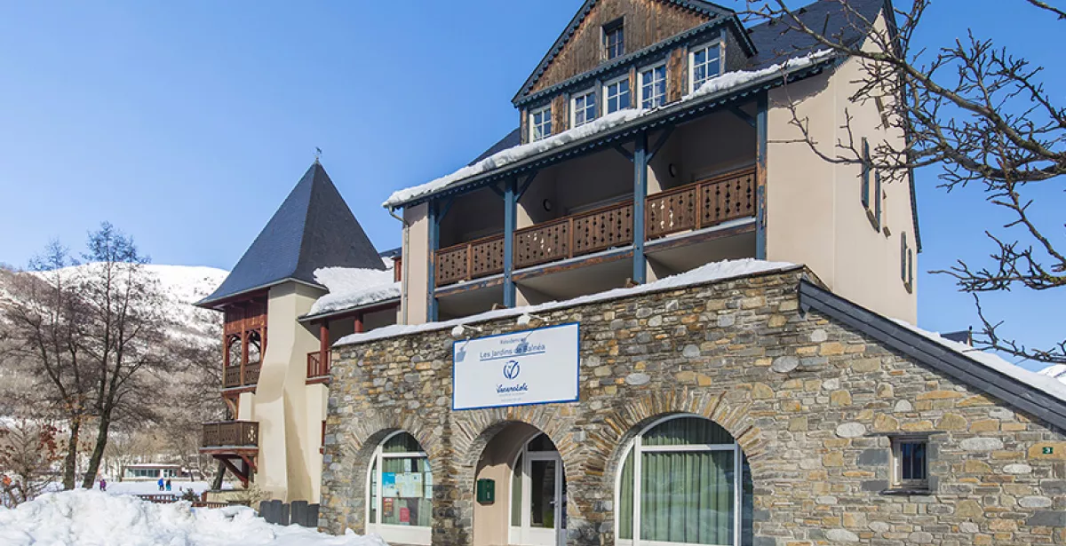 Les Jardins de Balnea à Loudenvielle in winter